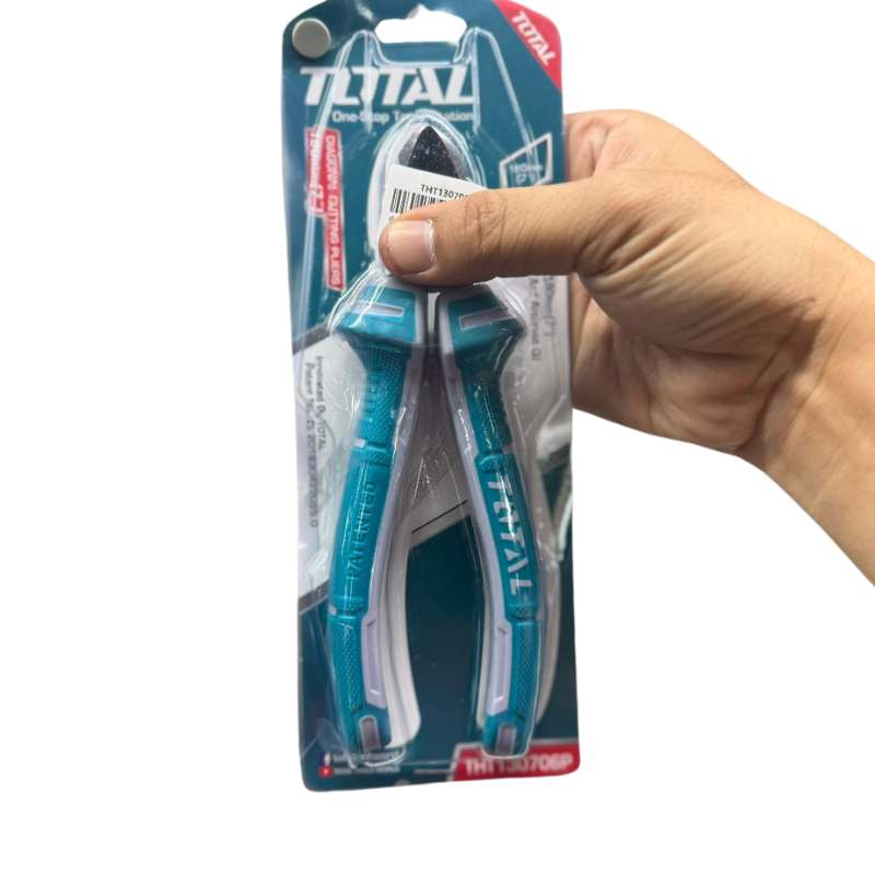 Công dụng kìm cắt 18cm Total là gì