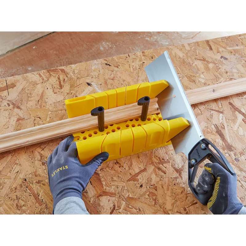 Đặc điểm nổi bật của Cưa thẳng Stanley 20-600 là gì