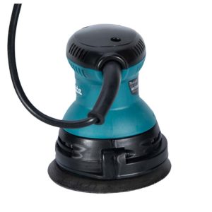 Ứng dụng thực tế của máy chà nhám tròn Makita M9202B