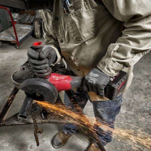 Hướng dẫn sử dụng Milwaukee M18 FSAG100XB đúng cách và an toàn