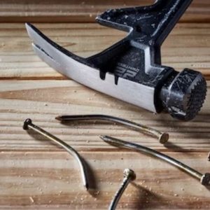 Búa nhổ đinh dwht51008-0 với cấu tạo thép nguyên khối chắc chắn
