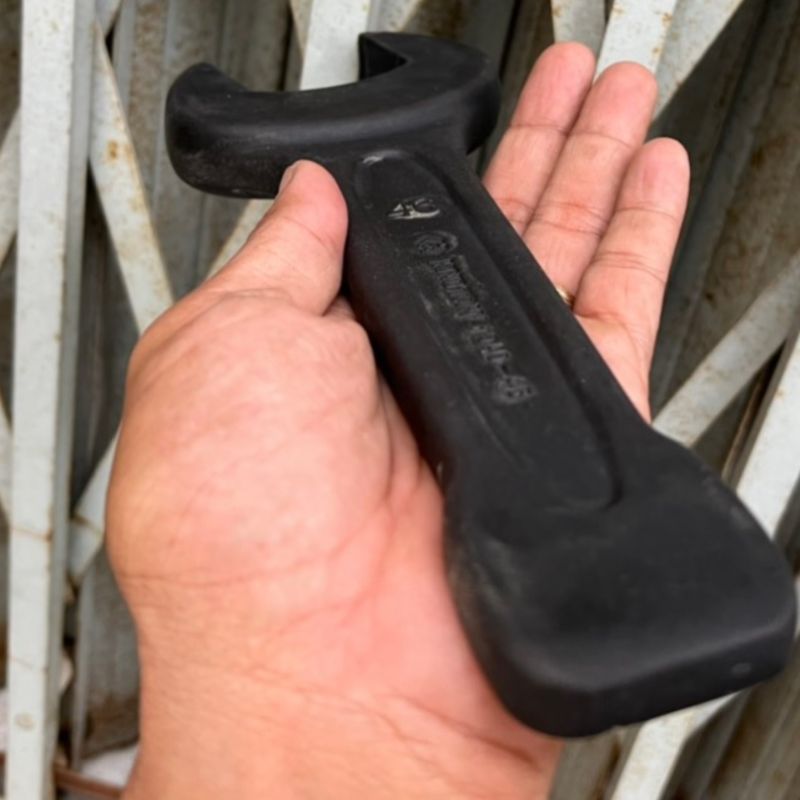 Kingtony 10A0-C0 có kích thước 120mm xử lý được các loại bu long, đai ốc lớn Kingtony 10A0-C0 có kích thước 120mm xử lý được các loại bu long, đai ốc lớn